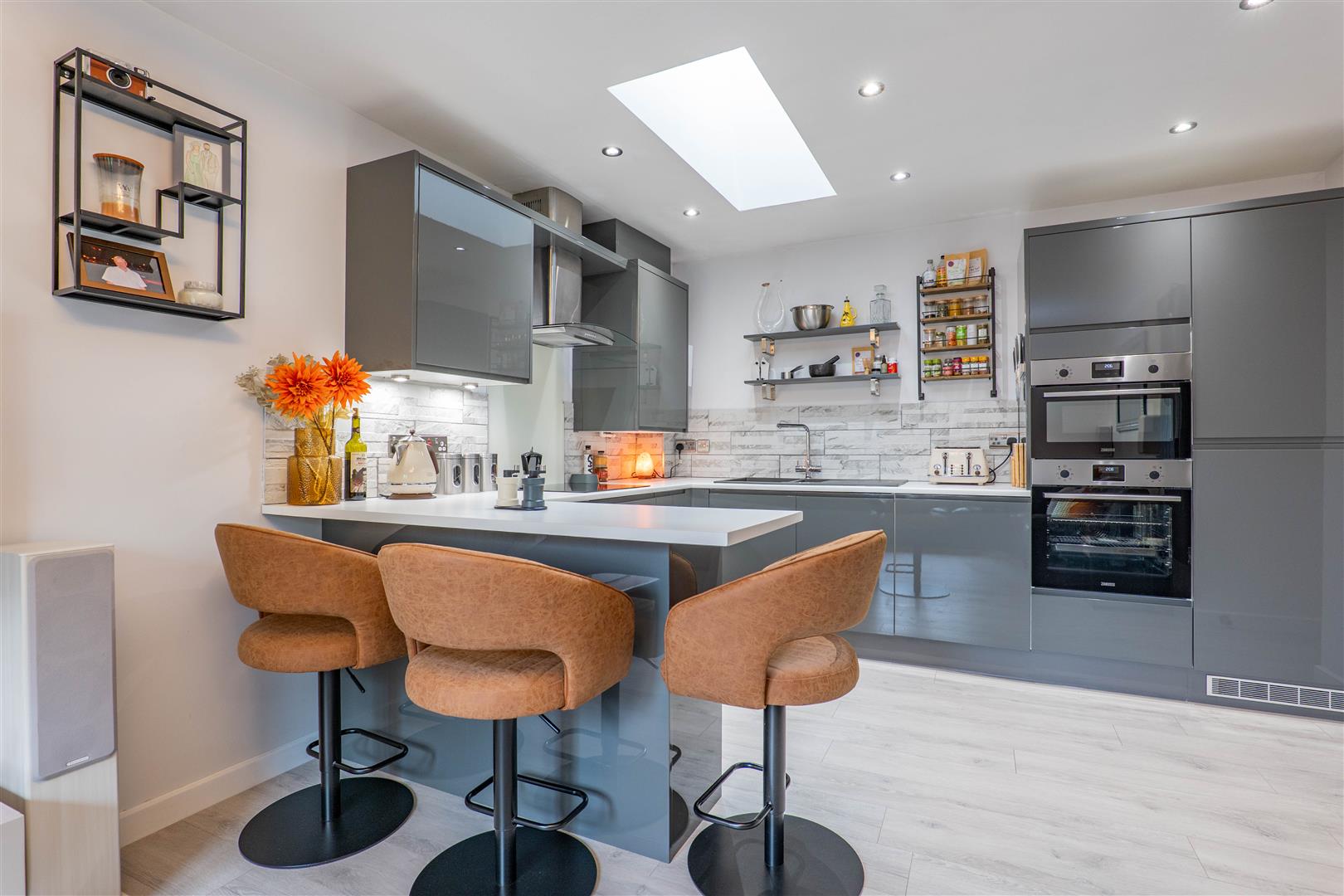 2 bed property in Chiltern Mews, Chorley